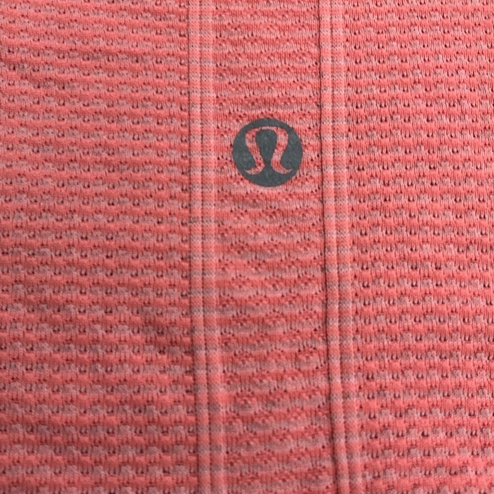 Lululemon Run V Neck Swiftly Tech Coral Shirt, Size 10 - Picture 5 of 5